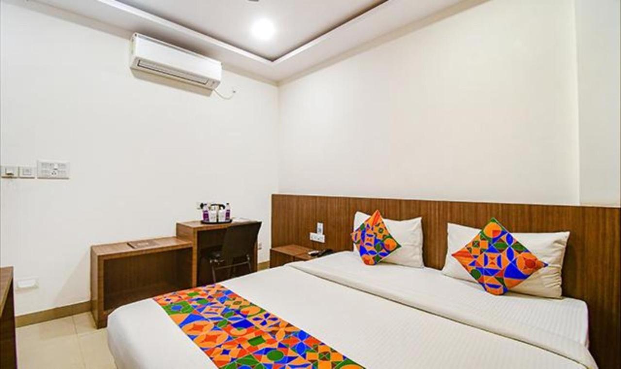 Fabhotel Kzar Select - 2Km From Park Street Kolkata Eksteriør bilde