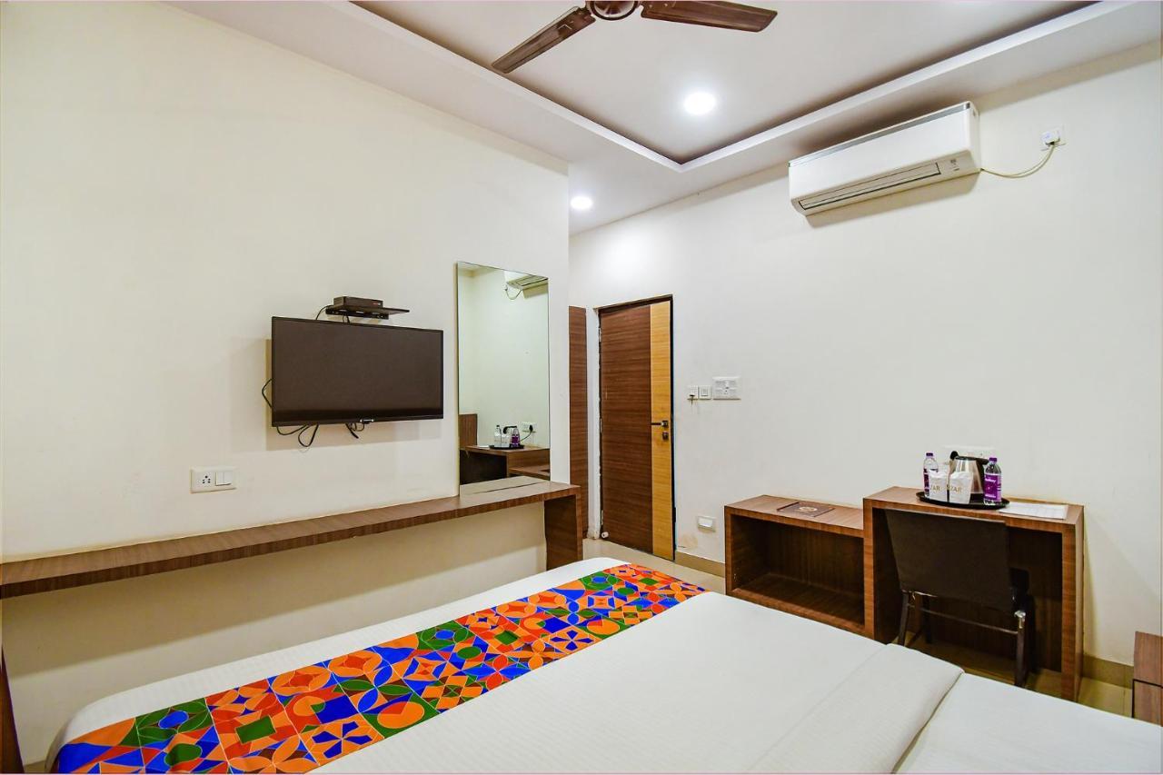 Fabhotel Kzar Select - 2Km From Park Street Kolkata Eksteriør bilde
